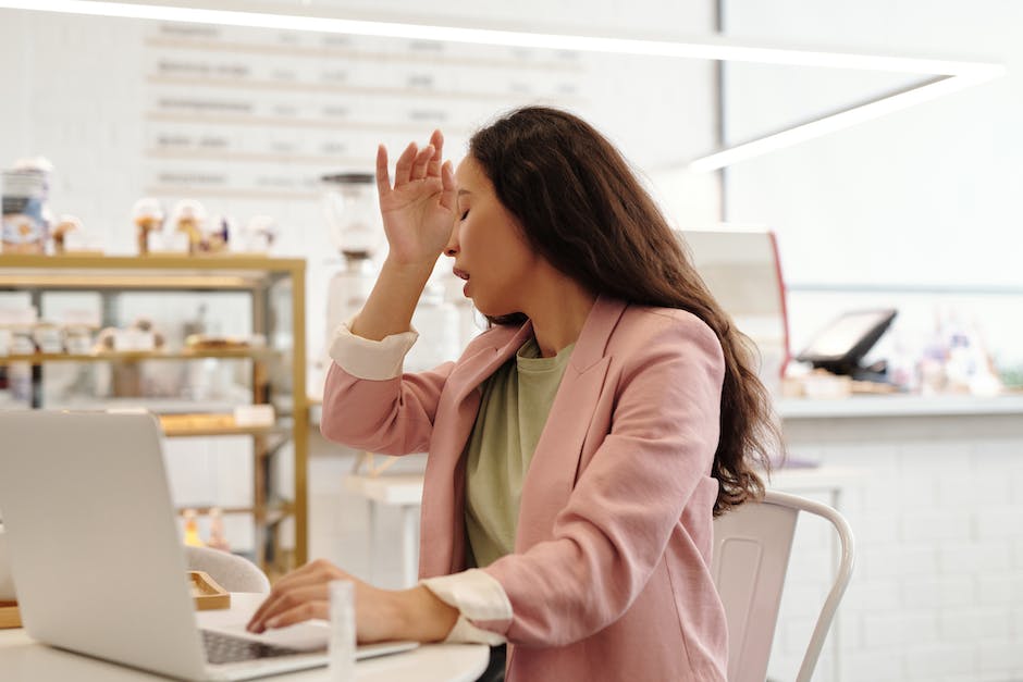 Menschen mit Magen-Darm-Krankheiten wie lange arbeitsunfähig?